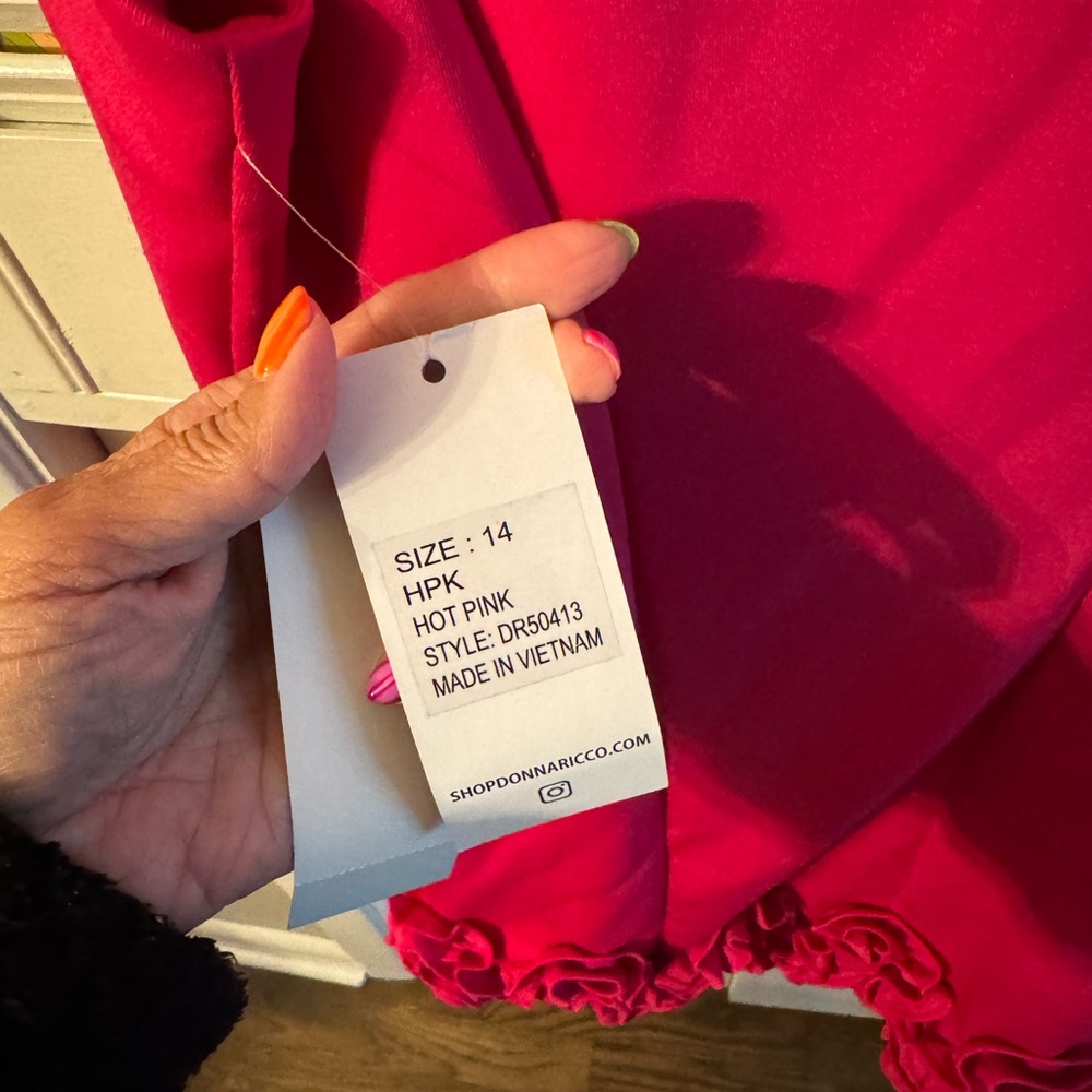 Donna Ricco Fuchsia Ruffle Hem Mini Dress - Picture 4 of 4